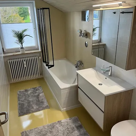 Familienauszeit Indoorpool, Sauna, Optional Vielpass Karte, Netflix, Disney, Inkl Bettwaesche Handtuecher Reinigung , 150 Mbit Internet 미센 윌햄스